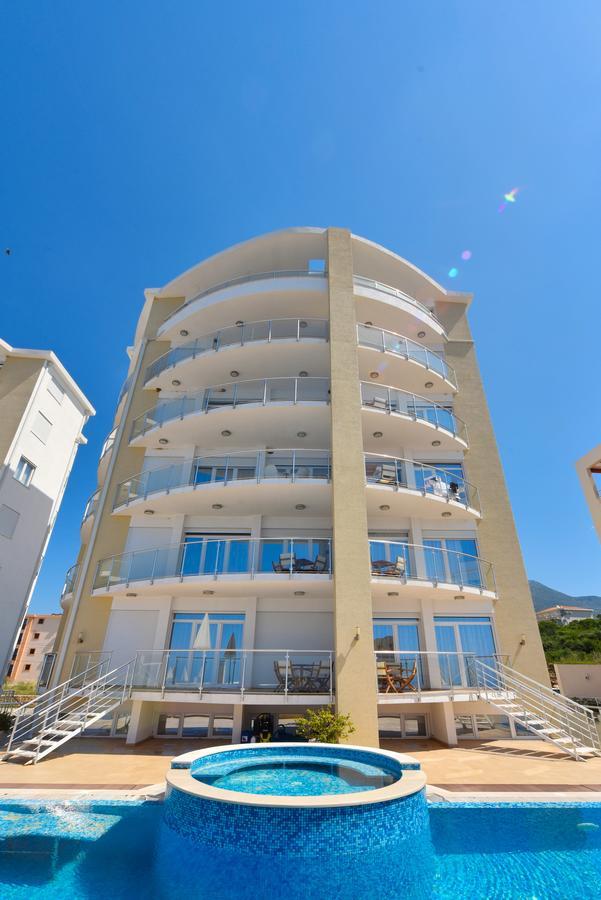 Sky Fort Apartments Dobra Voda Kültér fotó